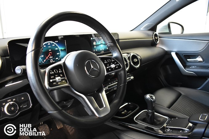 MERCEDES-BENZ A 160 Sport